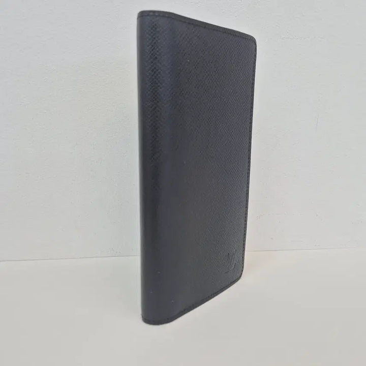 [BUNJANG] Louis Vuitton Taiga Long Wallet / [중고 명품 럭스올 울산점] 루이비통 타이가 롱 월릿 남성 장지갑