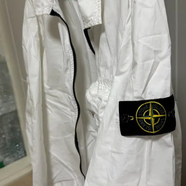 [BUNJANG] Stone Island 21SS Old Effect Overshirt White L / 21ss 스톤아일랜드 올드이펙트 오버셔츠 화이트 L사이즈