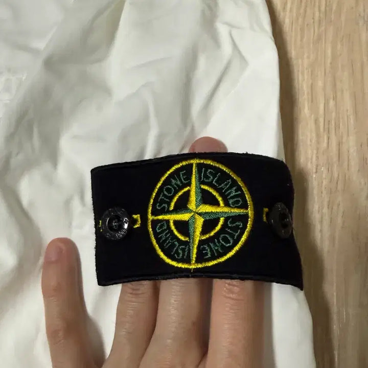 [BUNJANG] Stone Island 21SS Old Effect Overshirt White L / 21ss 스톤아일랜드 올드이펙트 오버셔츠 화이트 L사이즈