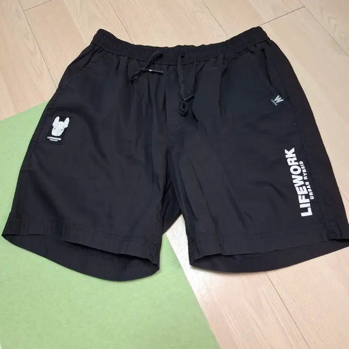 [SOLD OUT] 라이프워크 블랙 반바지