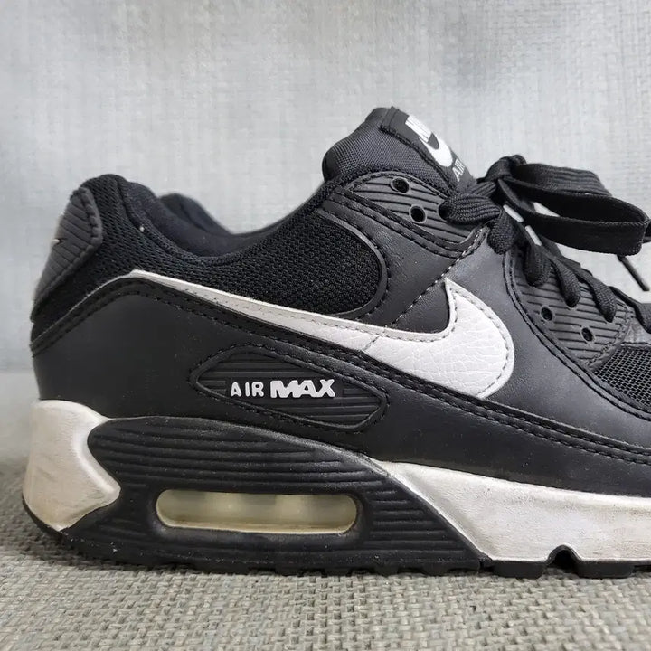 [BUNJANG] Nike Air Max Sneakers Size 235 / 나이키 에어맥스 운동화 235