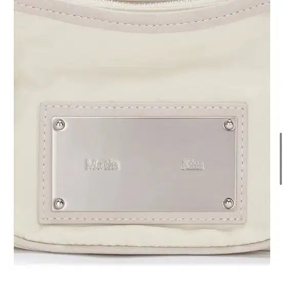 [BUNJANG] Matinkim Madeleine Round Bag Light Beige / 마뗑킴 마들렌 라운드백 라이트 베이지