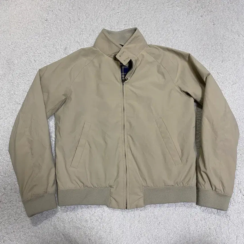 [SOLD OUT] 유니클로 바라쿠타 자켓 s
