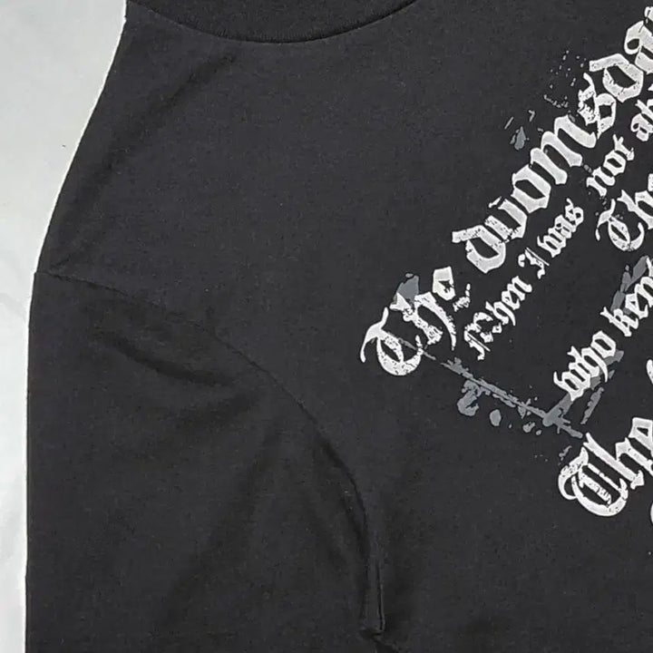 [BUNJANG] Bermereve Aristocratic Skull Graphic Rock Chic T-Shirt / [M] Bermereve 아리스토크래틱 해골 그래픽 락시크 티셔츠