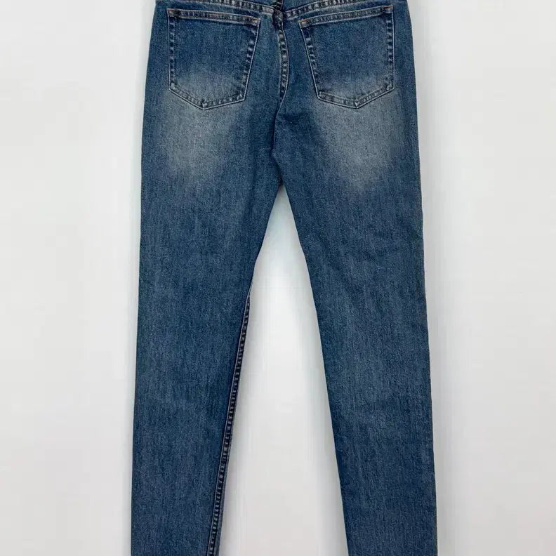 [BUNJANG] A.P.C. Petit Standard Medium Blue Denim Jeans Size 28 / A.P.C. 아페쎄 쁘띠 스탠다드 중청 데님 진 28