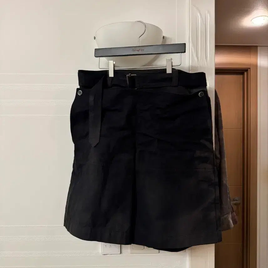 [BUNJANG] JiyongKim 25SS Double Front Shorts Black / 지용킴 25SS 더블 프론트 쇼츠 블랙