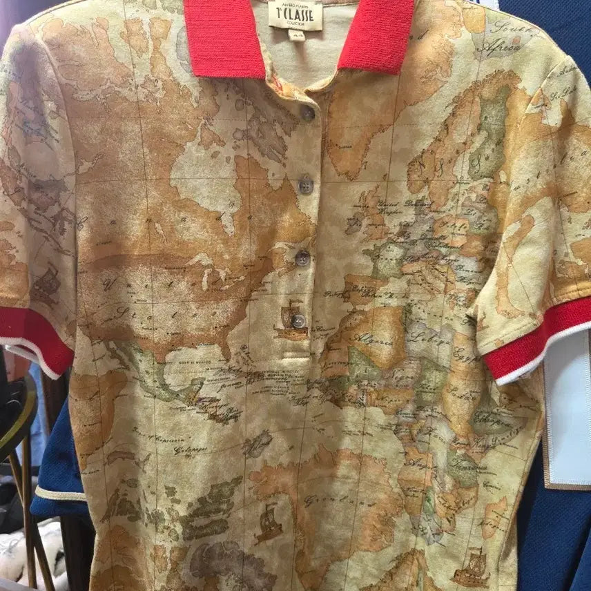[BUNJANG] T-CLASSE World Map Pattern Short Sleeve Polo Shirt / T-CLASSE 세계지도 패턴 반팔 카라티