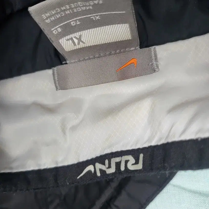 [BUNJANG] Nike Black Windbreaker Jacket XL / 나이키 블랙 바람막이 자켓xl