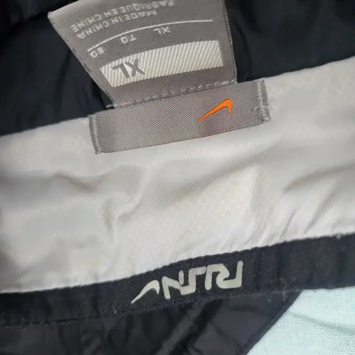 [BUNJANG] Nike Black Windbreaker Jacket XL / 나이키 블랙 바람막이 자켓xl