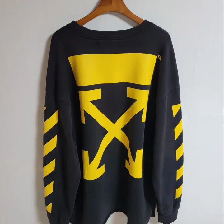 [BUNJANG] Off-White Black Yellow Arrows Oversized Sweatshirt S / 오프화이트 블랙 옐로우 애로우 오버핏 맨투맨 S