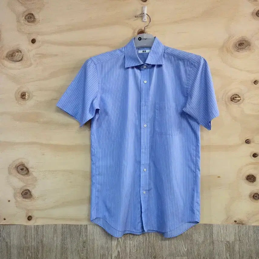 [BUNJANG] Uniqlo Short Sleeve Shirt Blue Stripe M / 109) 유니클로 반팔 셔츠