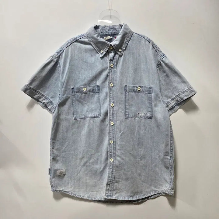 [BUNJANG] Outdoor Products Light Blue Denim Short Sleeve Shirt / 아웃도어프로덕츠 라이트블루 데님 반팔 셔츠 S 26050601