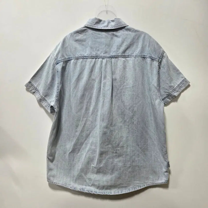 [BUNJANG] Outdoor Products Light Blue Denim Short Sleeve Shirt / 아웃도어프로덕츠 라이트블루 데님 반팔 셔츠 S 26050601