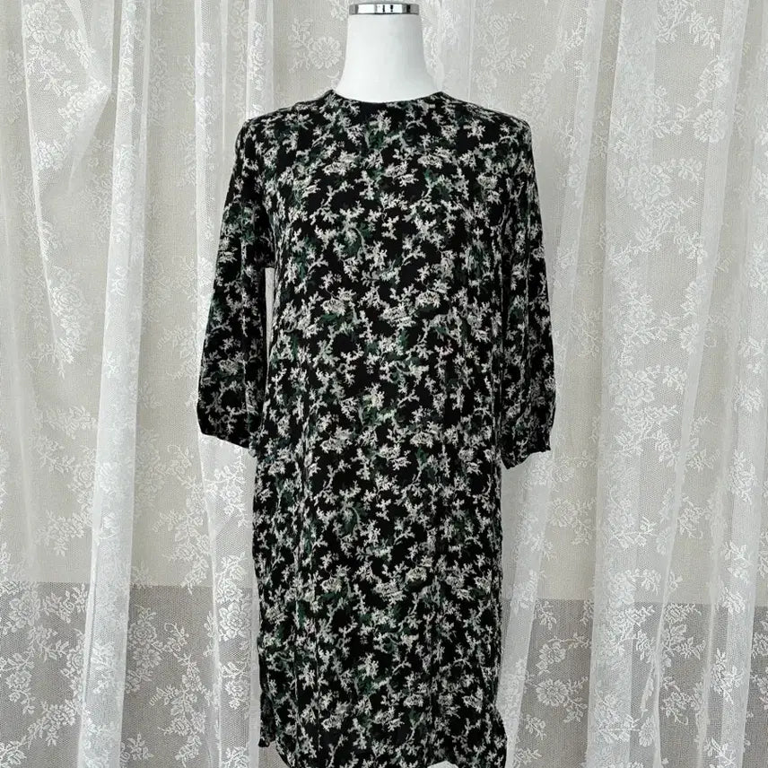 [BUNJANG] And Other Stories Black Botanical Print Mini Dress / 34) 앤아더스토리즈 플라워 미니 원피스 블랙