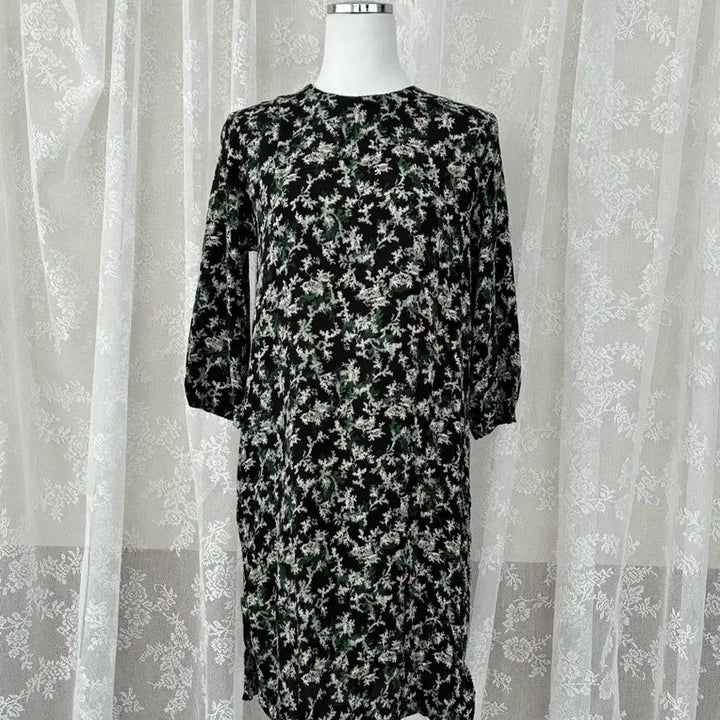 [BUNJANG] And Other Stories Black Botanical Print Mini Dress / 34) 앤아더스토리즈 플라워 미니 원피스 블랙