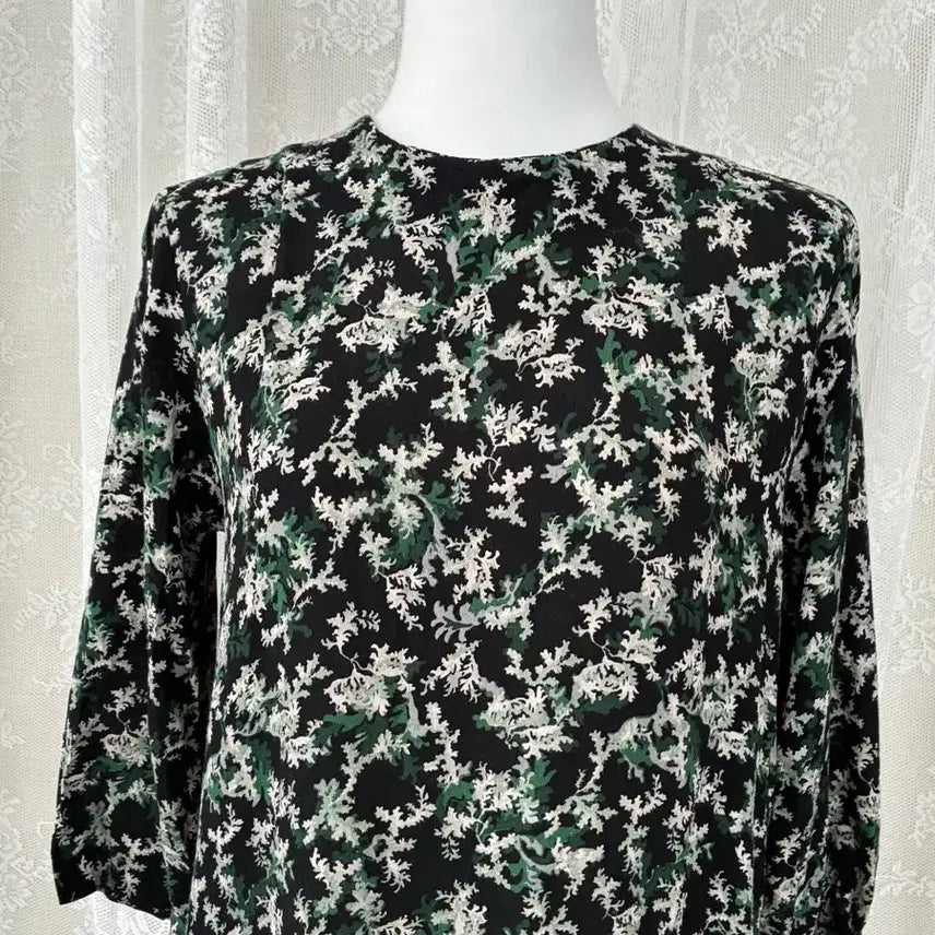 [BUNJANG] And Other Stories Black Botanical Print Mini Dress / 34) 앤아더스토리즈 플라워 미니 원피스 블랙