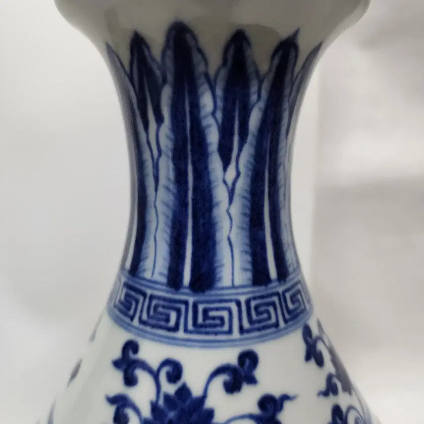 [BUNJANG] Chinese Blue and White Porcelain Vase / 청화백자 중국도자기 화병