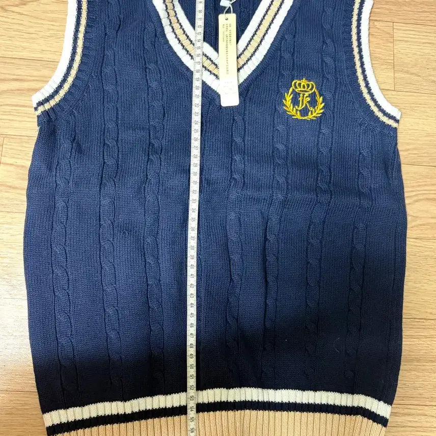 [BUNJANG] Navy Cable Knit Vest - Large (Unisex) / 네이비 케이블 니트 조끼 라지 L 남여공용 스쿨룩 교복조끼 새상품