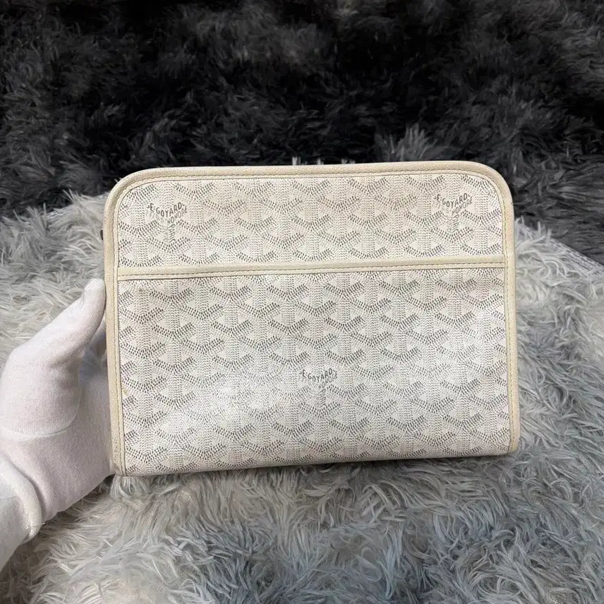 [BUNJANG] Goyard Juvance Clutch MM White / 고야드 쥬방스 클러치MM 화이트