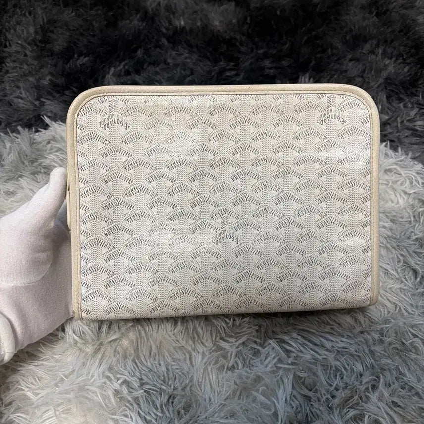 [BUNJANG] Goyard Juvance Clutch MM White / 고야드 쥬방스 클러치MM 화이트