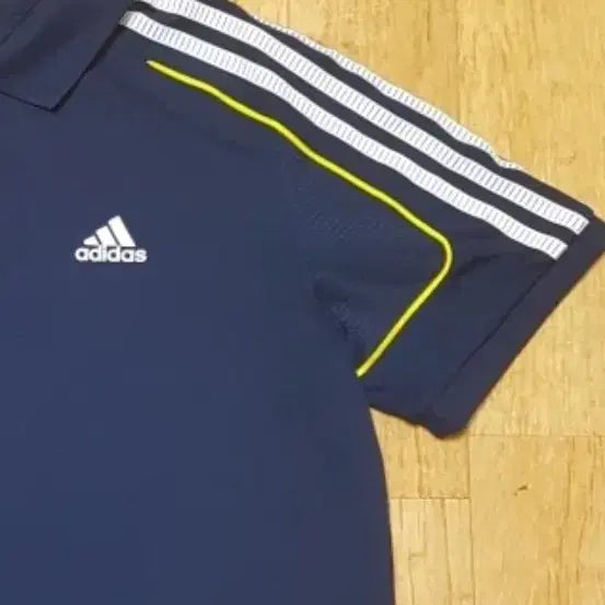 [BUNJANG] Adidas Waterproof Lightweight Cooling Spandex Short Sleeve T-Shirt Size 100 / 새상품급)아디다스 방수 얇은 아이스쿨링 스판 반팔티 넉넉한 100