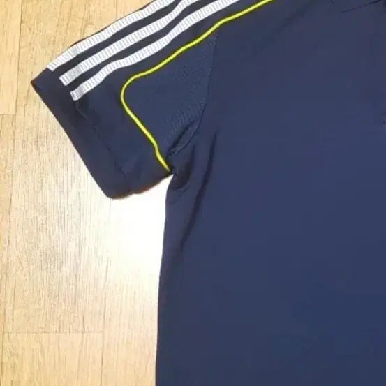 [BUNJANG] Adidas Waterproof Lightweight Cooling Spandex Short Sleeve T-Shirt Size 100 / 새상품급)아디다스 방수 얇은 아이스쿨링 스판 반팔티 넉넉한 100