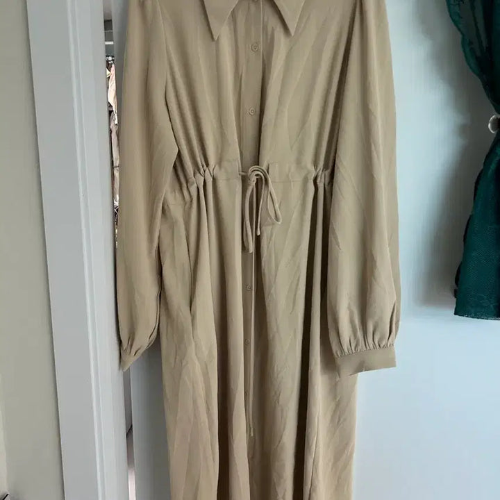 [BUNJANG] Beige Shirt-Style Long Dress (Size 55-66) / 베이지 셔츠형 롱 원피스 55-66