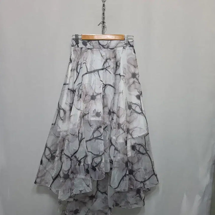 [BUNJANG] Dint Flower Pattern Chiffon Long Skirt / 딘트 플라워 패턴 쉬폰 롱 스커트
