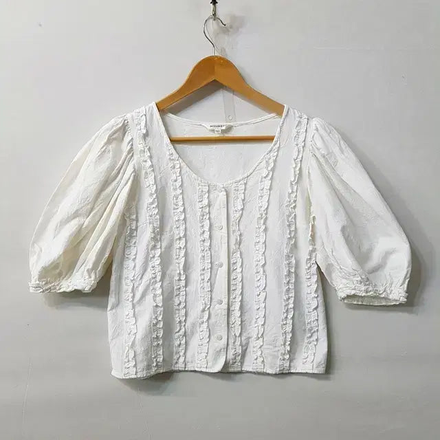 [BUNJANG] MUSSY Cropped Blouse White Cotton / MUSSY 크롭 블라우스 화이트