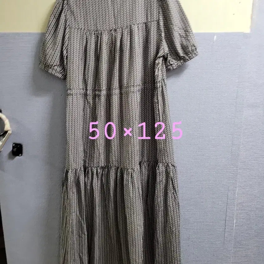 [BUNJANG] Patterned Short-Sleeve Long Dress / 패턴 반팔 롱 원피스