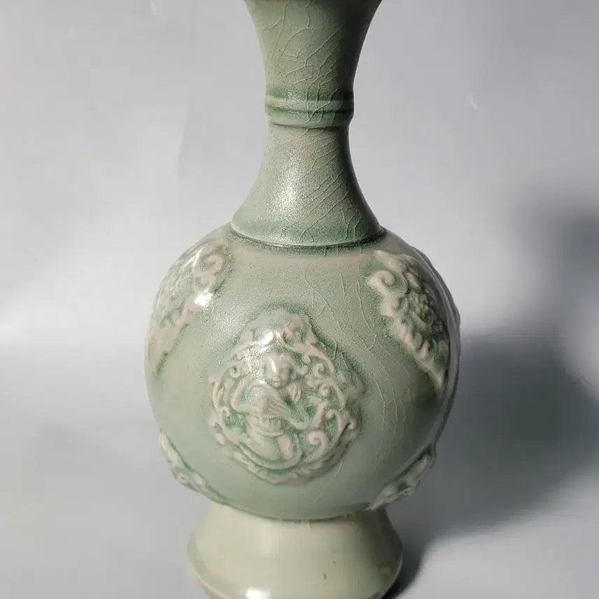 [BUNJANG] Yongcheon Kiln Celadon Inlaid Vase / 용천요 청자 첩화  도자기 화병