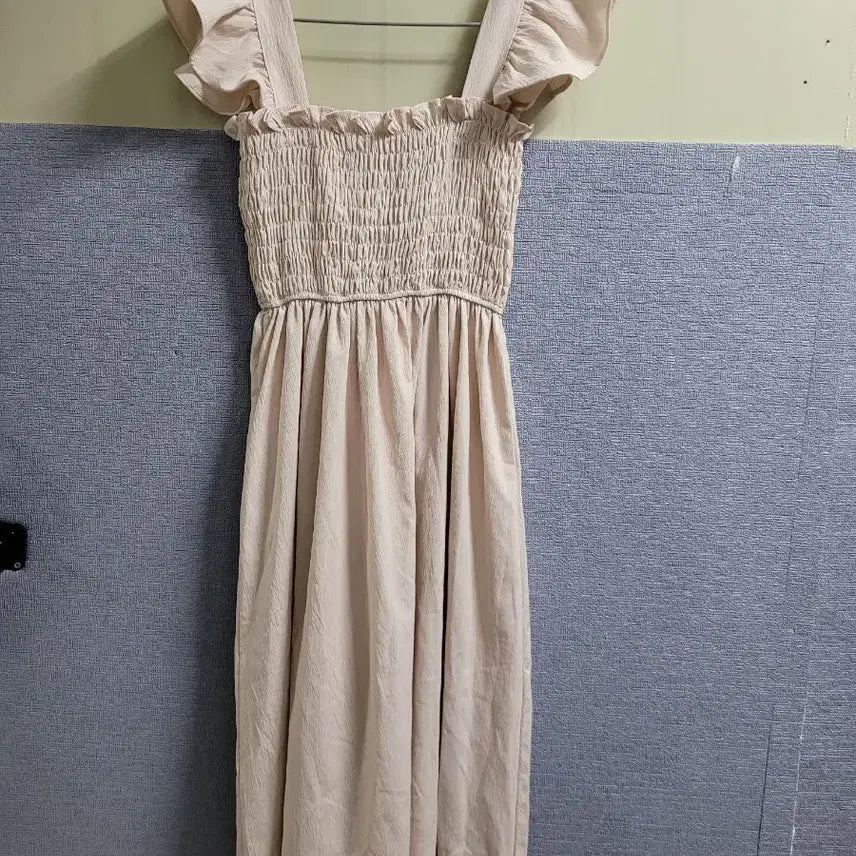 [BUNJANG] Chiffon Shirring Long Dress Ivory / 쉬폰 셔링 롱 원피스 아이보리