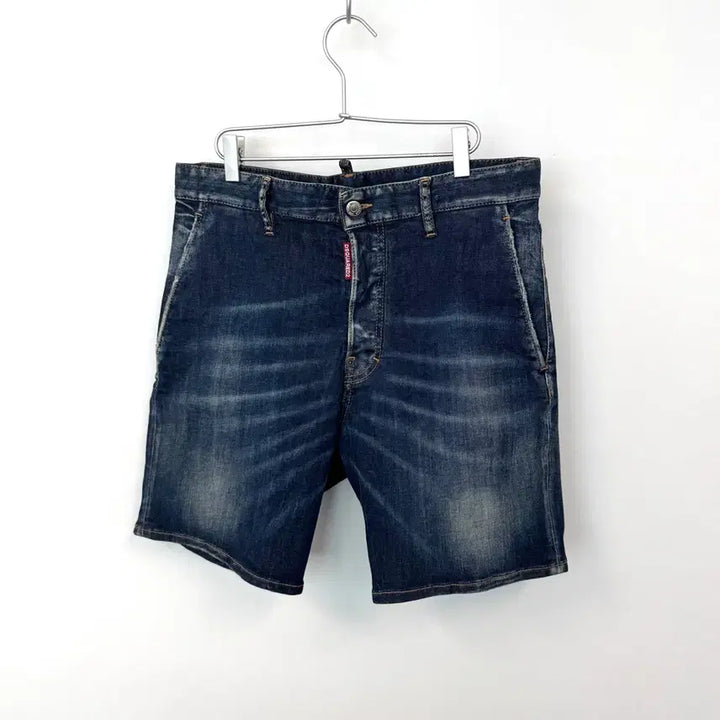 [BUNJANG] DSQUARED2 Washed Denim Shorts / DSQUARED2 디스퀘어드2 워싱 데님 쇼츠 반바지 매장판 46