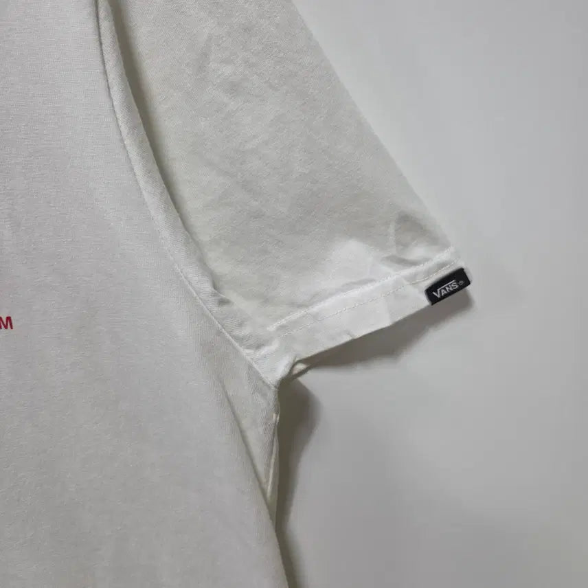 [BUNJANG] Vans Off The Wall Logo Short Sleeve T-Shirt M / 반스 화이트 오프 더 월 로고 반팔 티셔츠 M 26050610