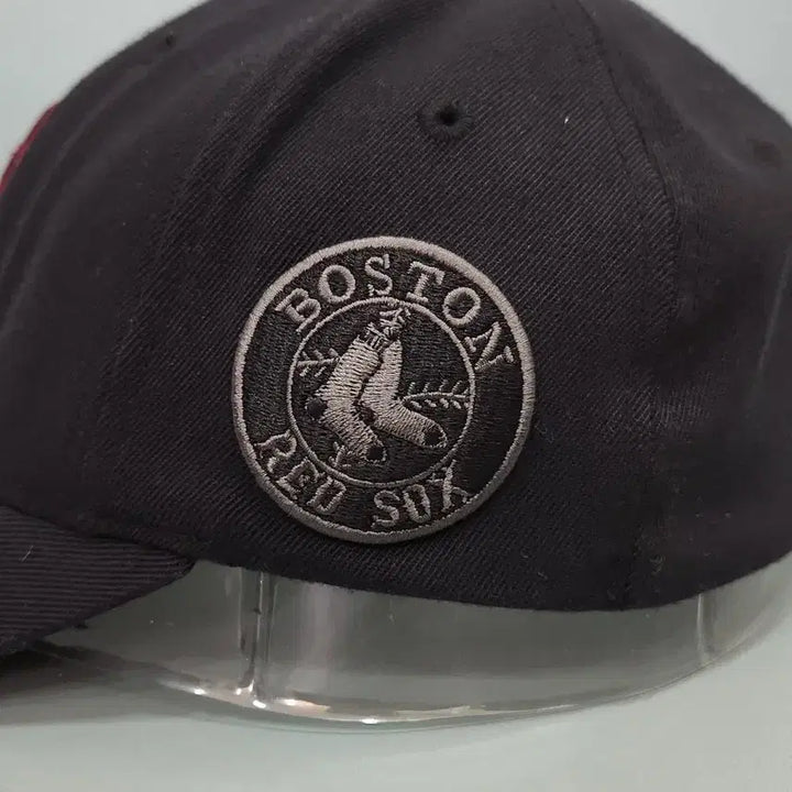 [SOLD OUT] MLB 보스턴 레드삭스 블랙 볼캡 야구 모자 S-M
