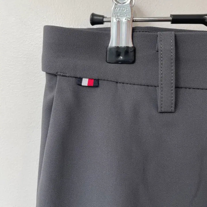 [BUNJANG] Tommy Hilfiger Stretch Spring Slacks 30 / 타미힐피거 스트레치 스프링 슬랙스 30