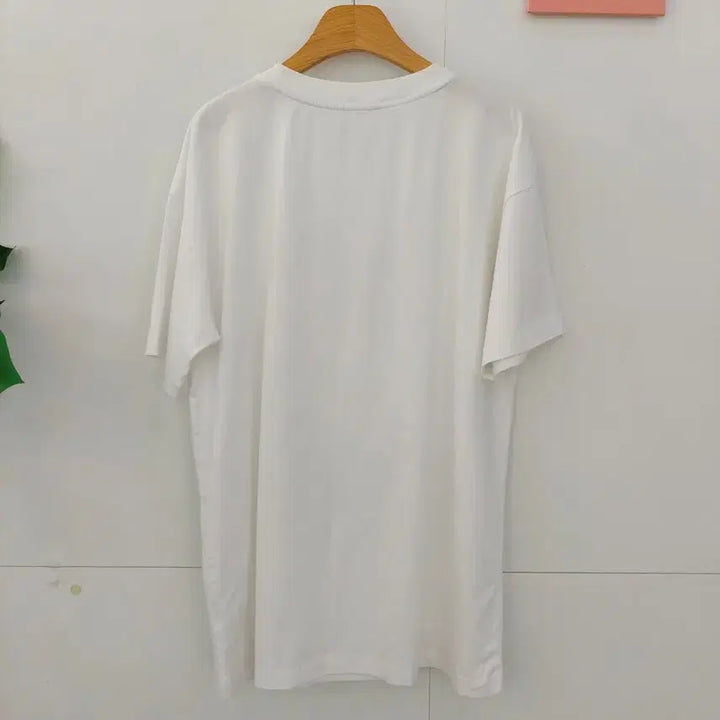 [BUNJANG] Mickey Mouse Stone Box Fit Short Sleeve T-Shirt / 미키마우스 스톤 박스핏 반팔 티셔츠 55~77