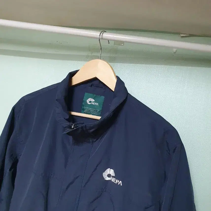 [BUNJANG] NEPA Windbreaker Navy Size 105 / 네파 바람막이 105