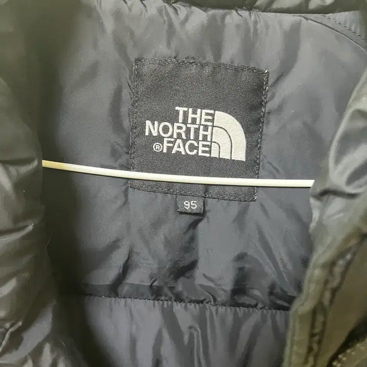 [SOLD OUT] 노스페이스 700 블랙 눕시 패딩 조끼