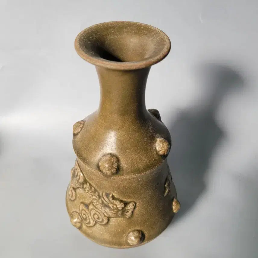 [BUNJANG] Yoju Yoju Dragon Motif Ceramic Vase / 요주요 용문양 도자기 화병