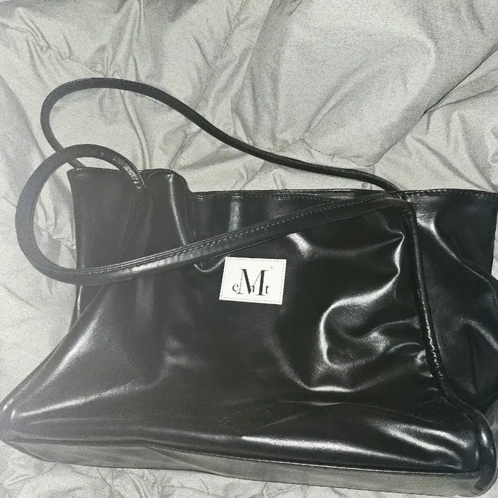 [BUNJANG] MUSEENT Greek Leather Shoulder Bag / 무센트 그릭 레더 숄더백