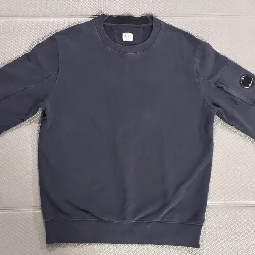 [BUNJANG] C.P. Company Navy Sweatshirt / (정품) C.P. 컴퍼니 네이비 맨투맨
