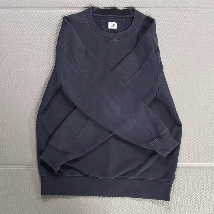[BUNJANG] C.P. Company Navy Sweatshirt / (정품) C.P. 컴퍼니 네이비 맨투맨