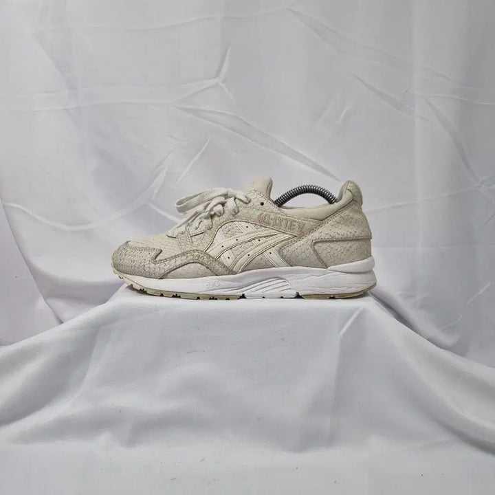 [BUNJANG] Asics Gel-Lyte V "Snakeskin" Vintage Sneakers / 빈티지하서 250 아식스 젤 라이트 5 스네이크스킨 스니커즈
