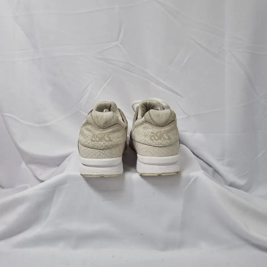 [BUNJANG] Asics Gel-Lyte V "Snakeskin" Vintage Sneakers / 빈티지하서 250 아식스 젤 라이트 5 스네이크스킨 스니커즈