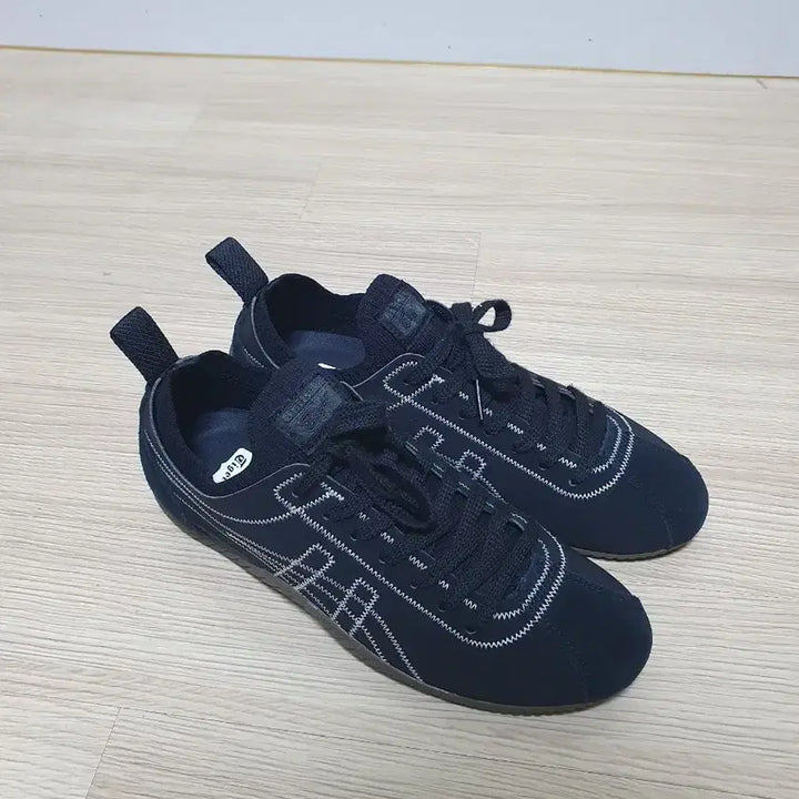 [BUNJANG] Onitsuka Tiger Serrano Sneakers / 오니츠카타이거 스크로우 스니커즈 250