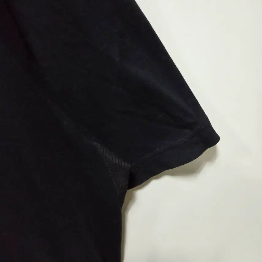 [BUNJANG] New Balance Black Small Logo Short Sleeve T-Shirt L / 뉴발란스 블랙 스몰 로고 반팔 티셔츠 L 26050617