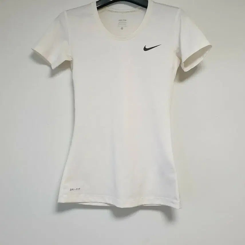 [BUNJANG] Nike Dri-FIT Short Sleeve T-Shirt White / 나이키 드라이핏 반팔 티셔츠 화이트