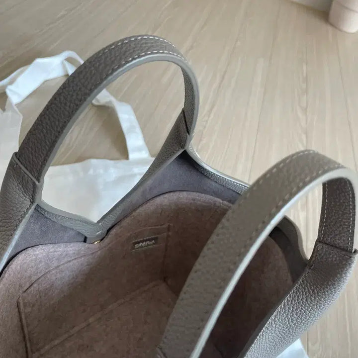 [BUNJANG] Time Eclipse Small Bag in Taupe Gray (Includes Inner Bag) / (이너백 포함) 타임 이클립스 스몰 / 토프그레이 색상