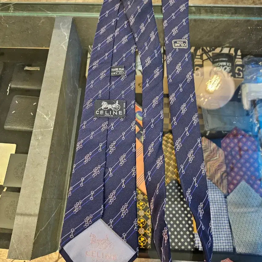 [BUNJANG] CELINE Navy Pattern Necktie / CELINE 세린느 네이비 패턴넥타이